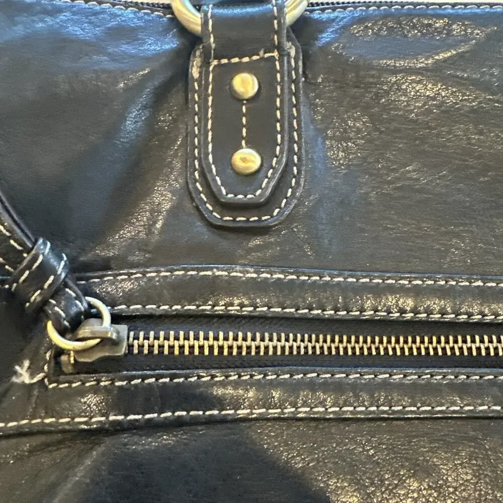 Tignanello Women’s Black Leather Stitched‎ Messenger Bag Purse Briefcase